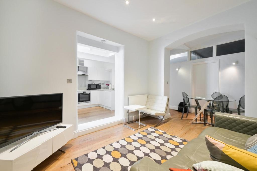 Cozy Hideaway In South Ken! Apartment Londra Exterior foto